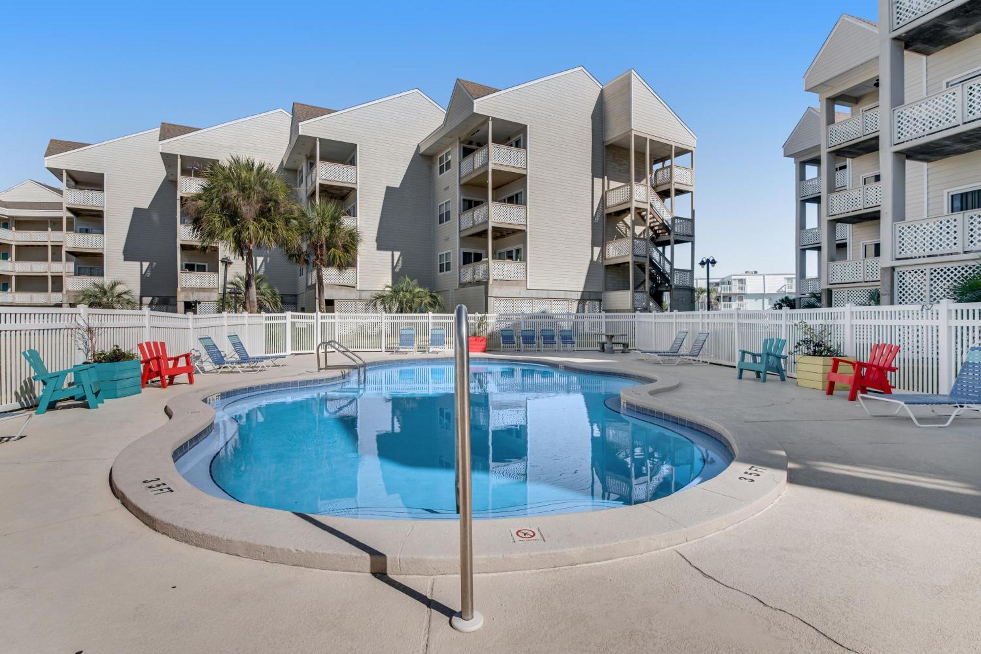 Baywatch F4 Apartment Pensacola Beach Bagian luar foto